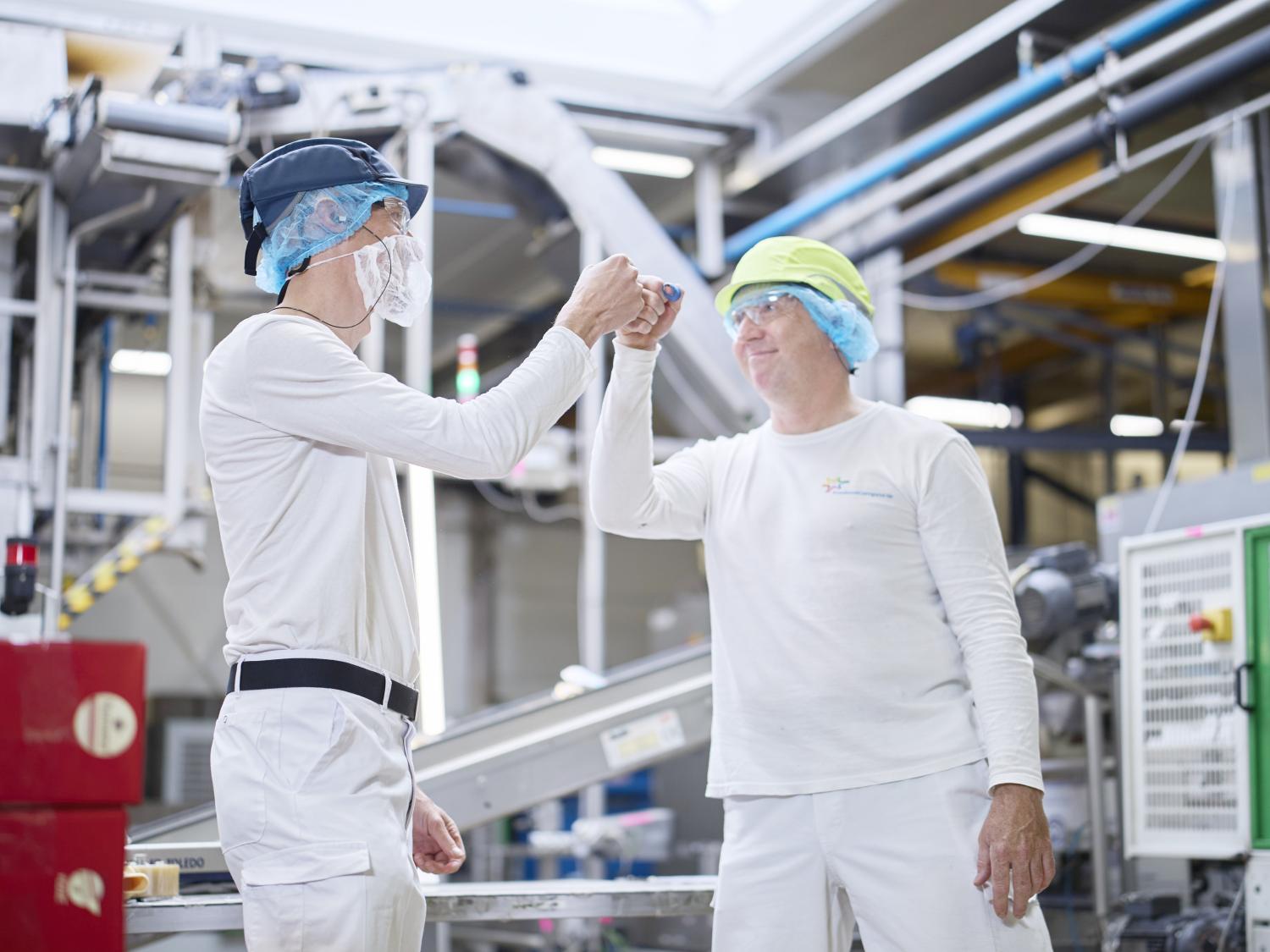 Pieter Lietar - Chemistry Specialist + Erwin Ceuppens - Maintenance Engineer