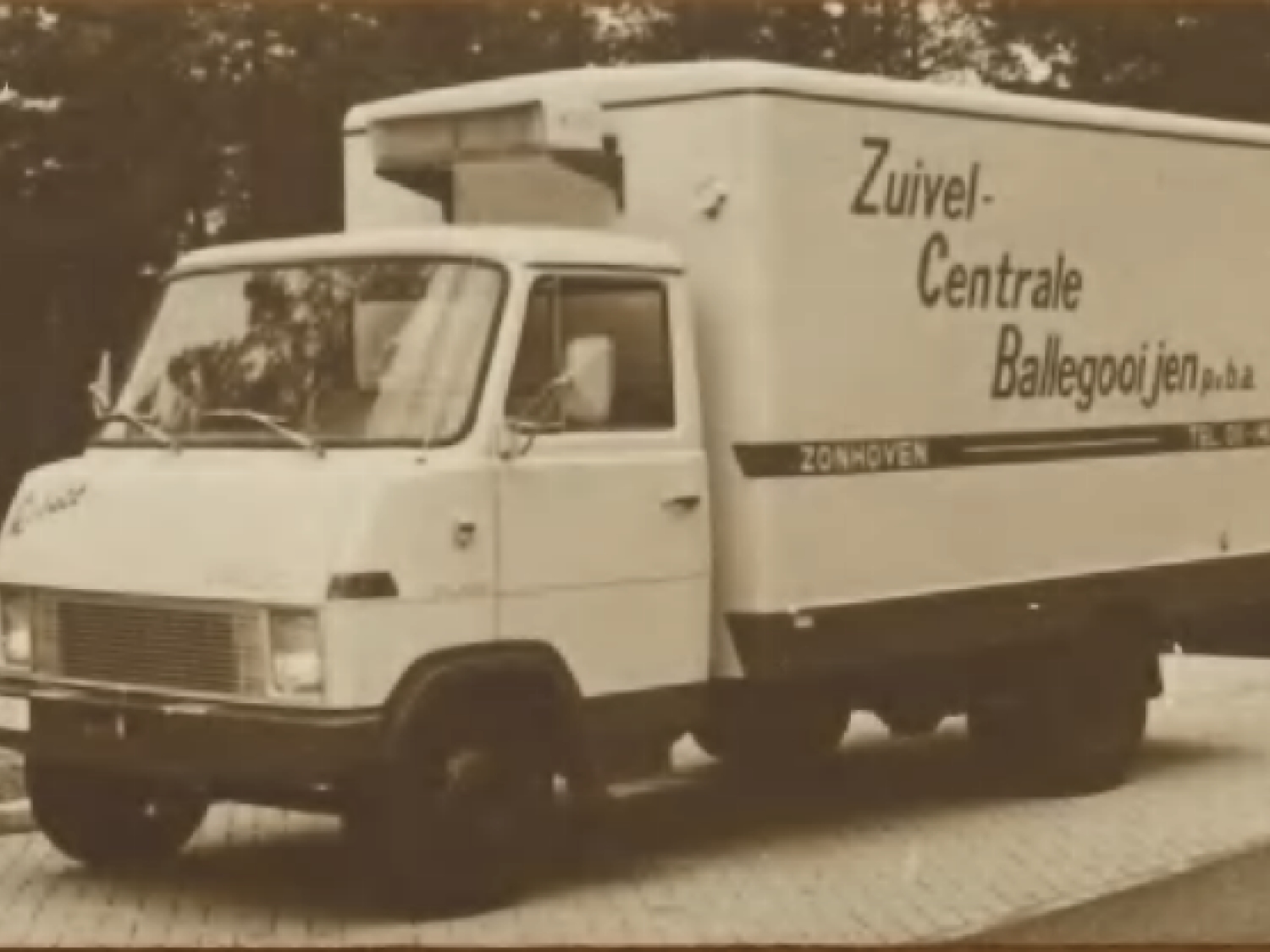 Roomproducten worden bezorgd met bestelbus